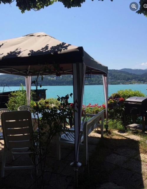 Seehaus Hochauer Direkter Seezugang Woerthersee Apartment เพิร์ทชาค อัม เวิร์ทเทอร์ซี ภายนอก รูปภาพ